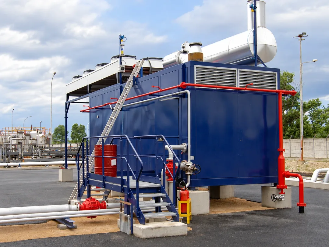 Vapour recovery system capturing harmful emissions during critical operations.
